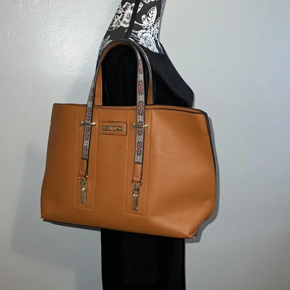 Nichole Lee by Variedades Cristina Large Nikky Shoulder Bag - Picture 7 of 11